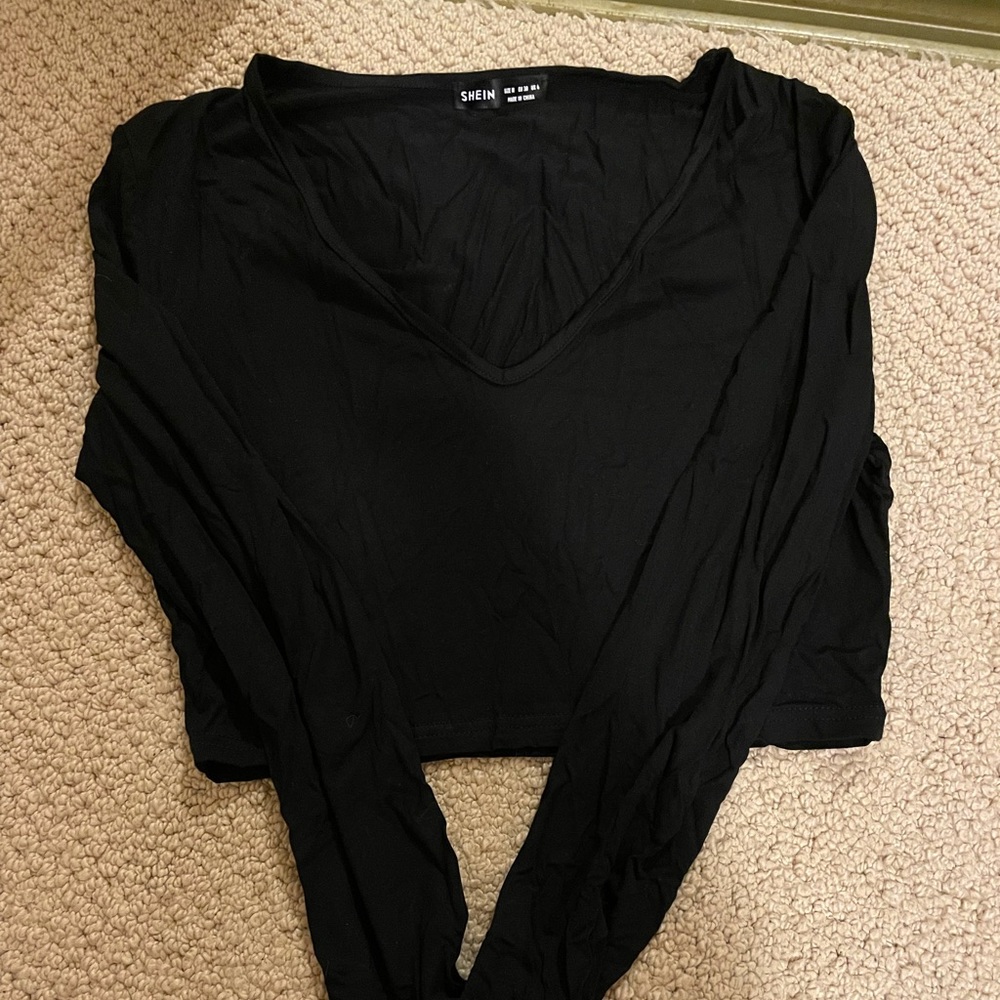Black Cropped Long Sleeve